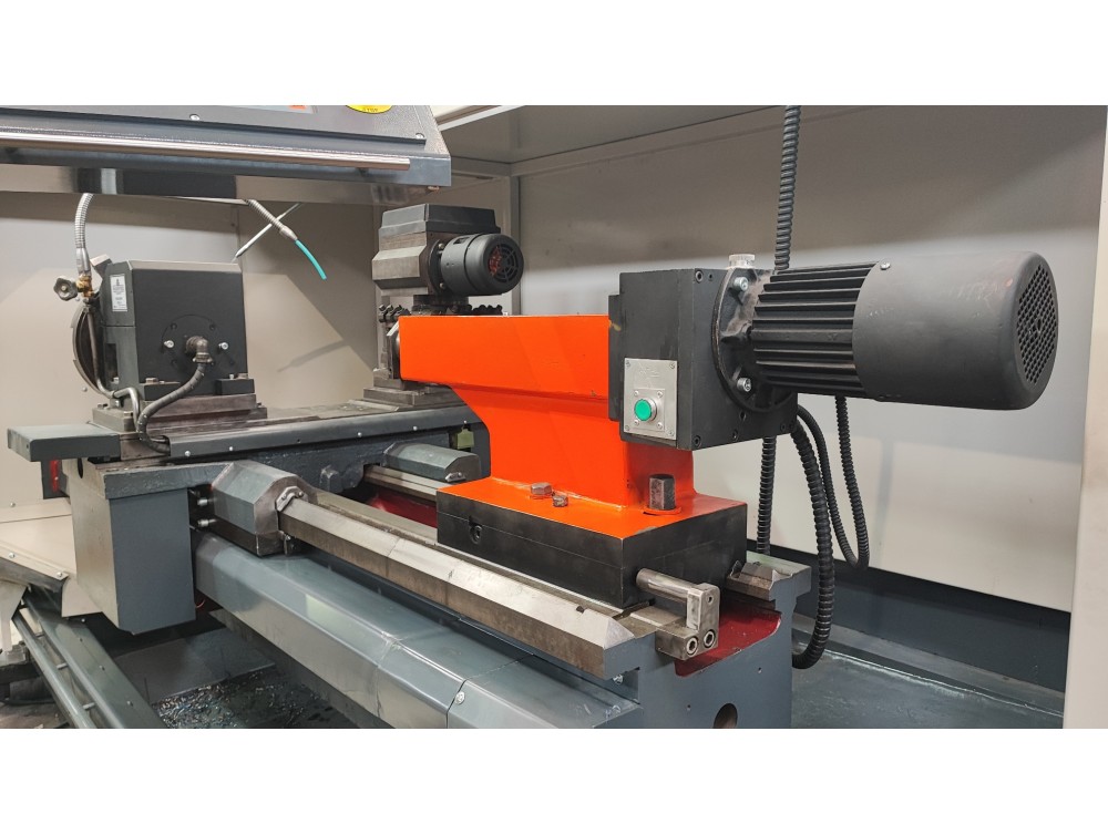 Програмен струг СP 586 L 1200 CNC