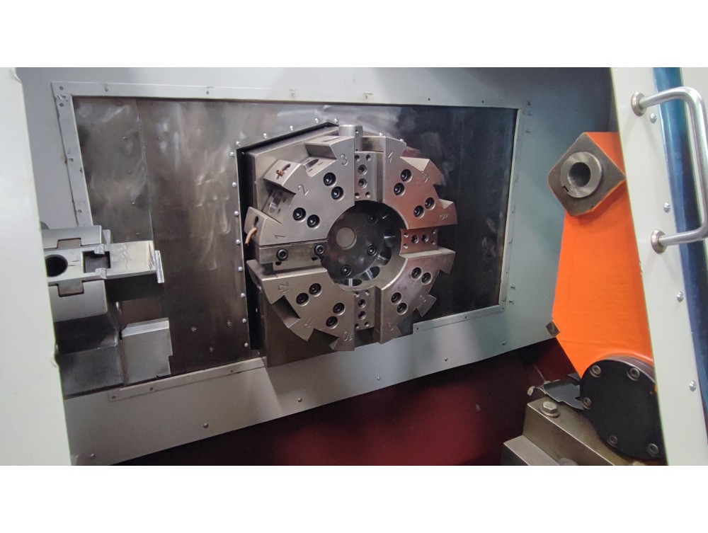Програмен струг СТ 201 CNC